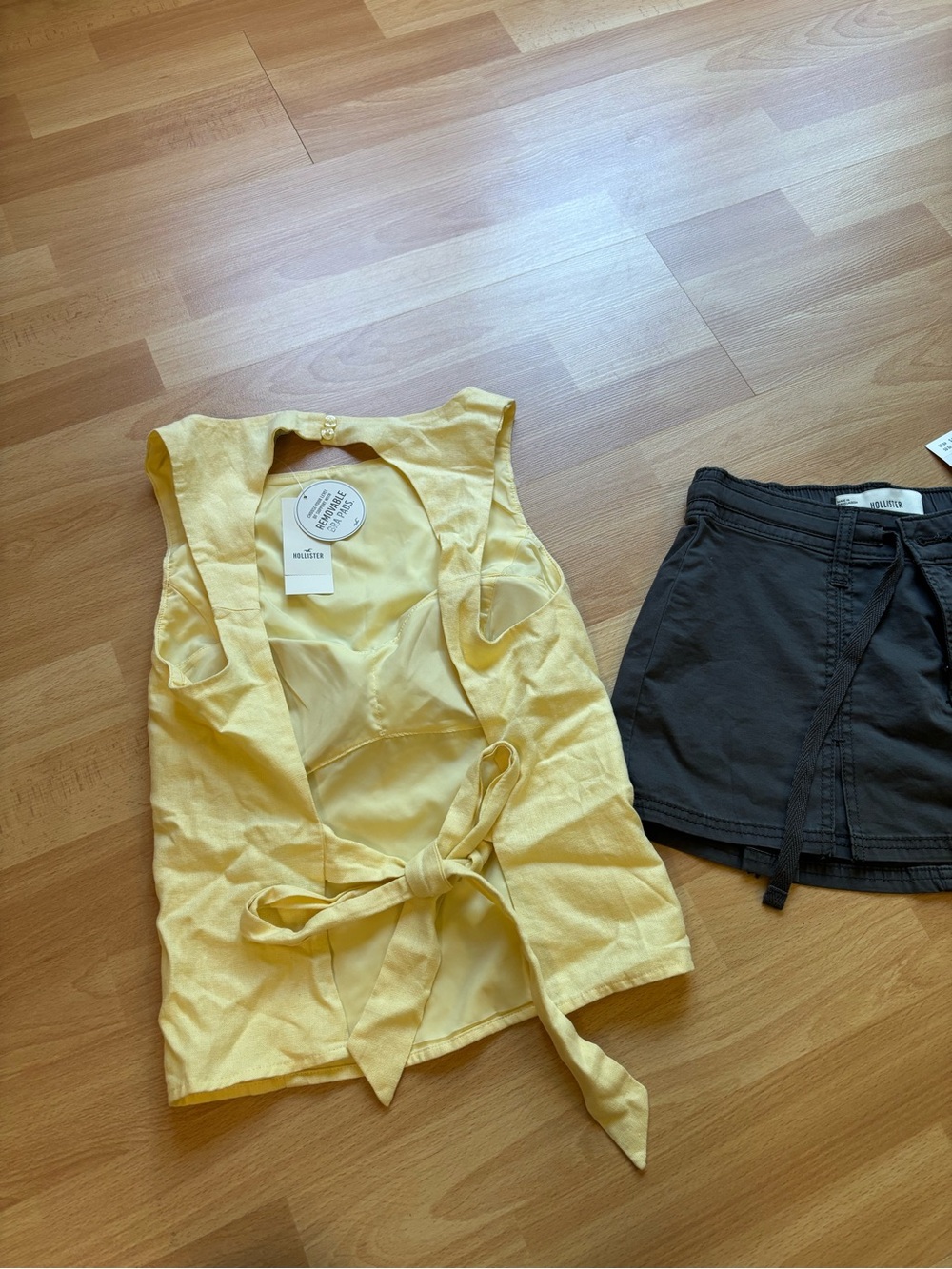 BNWT Hollister Bundle